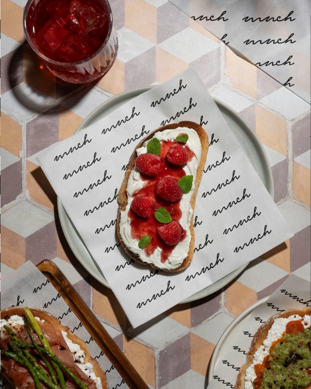 MNCH (Sandwich Branding)