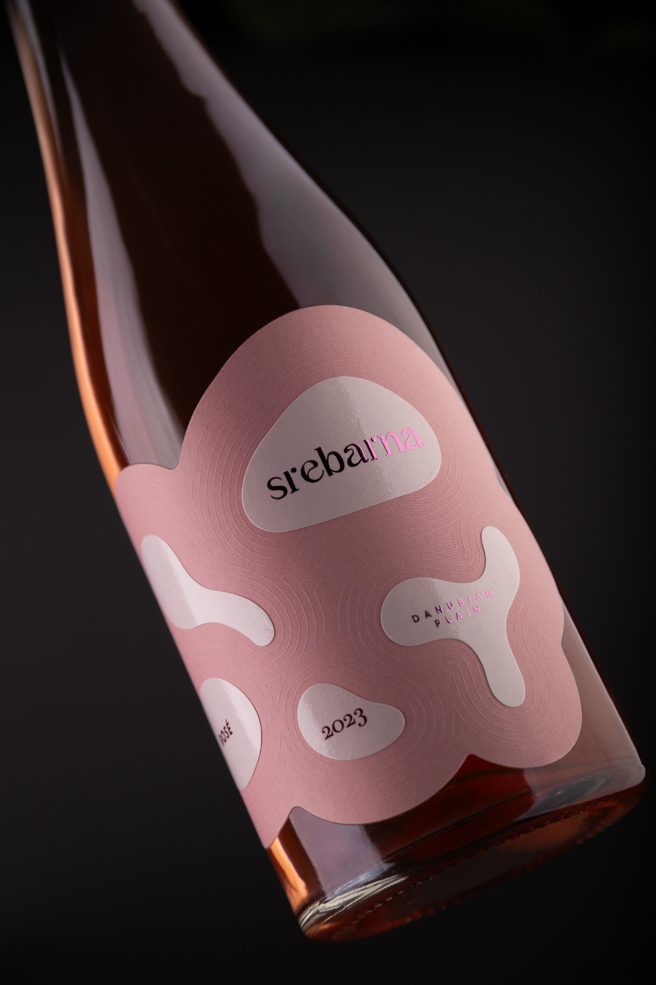 Srebarna Rosé – A Label Shaped By The Lake.