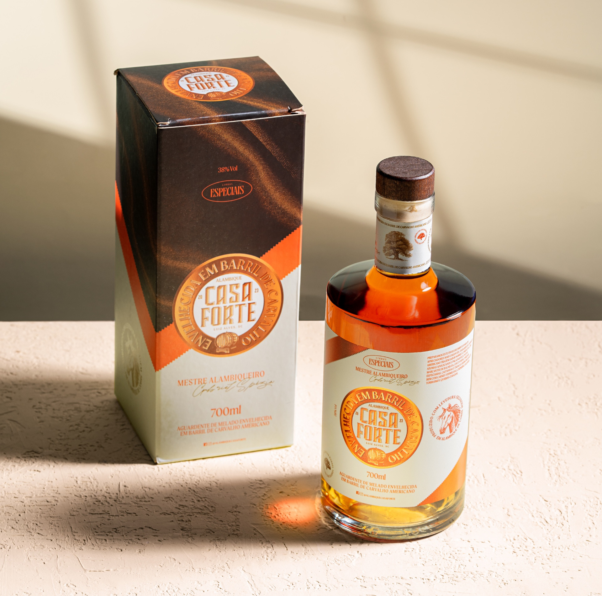 AMERICAN OAK BARREL AGING CACHAÇA
