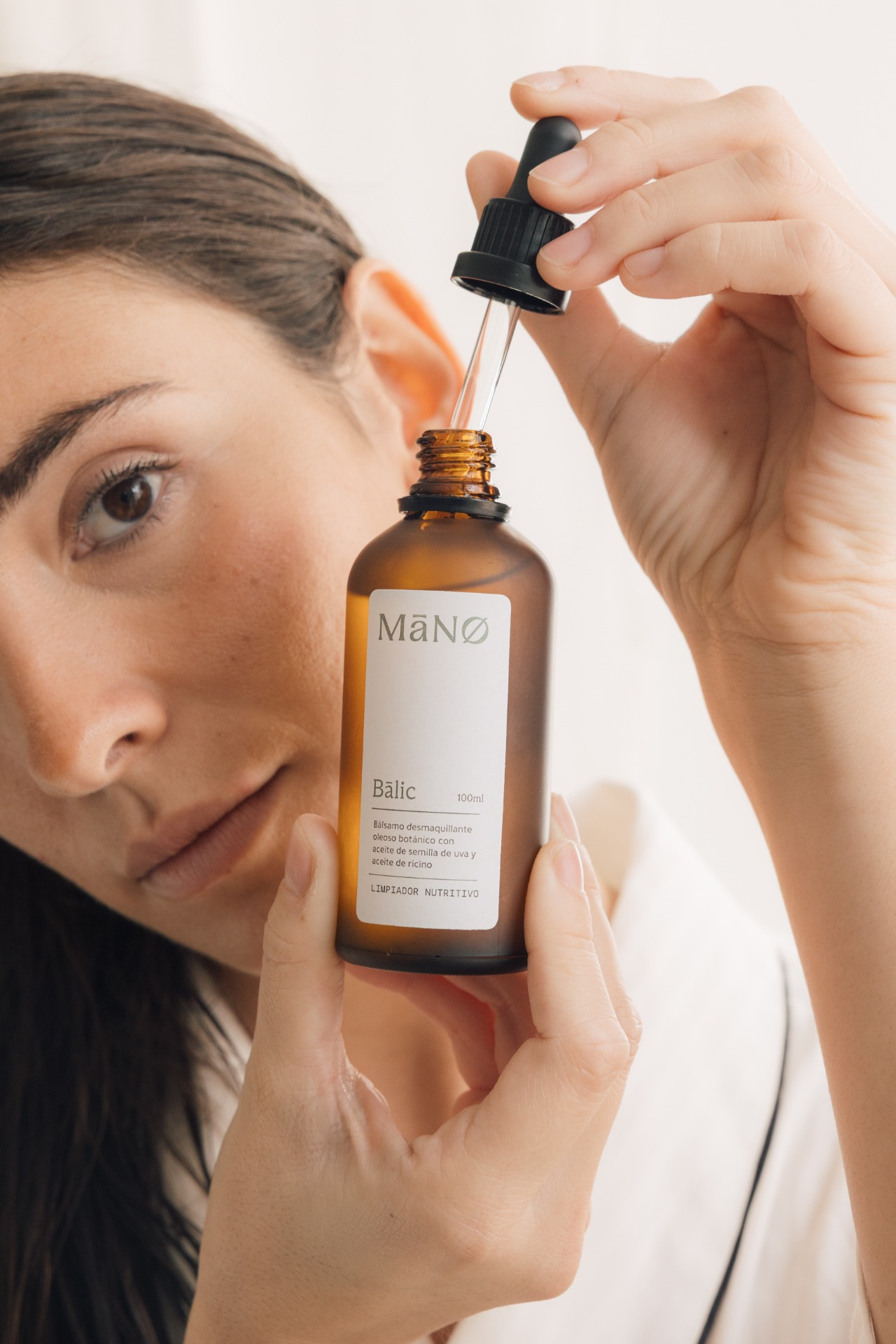 MaNo Botanics – Paper can packaging
