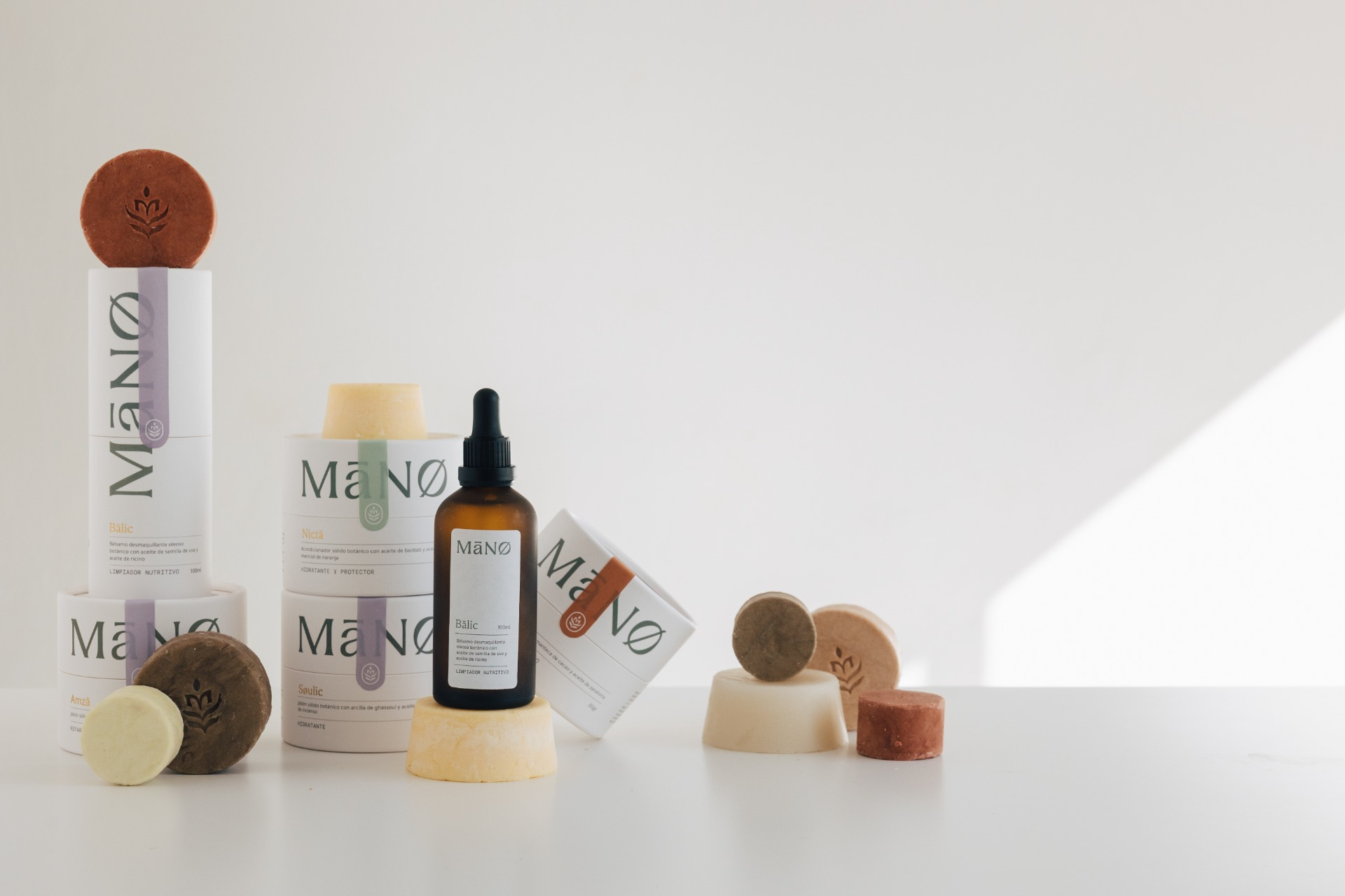 MaNo Botanics – Paper can packaging
