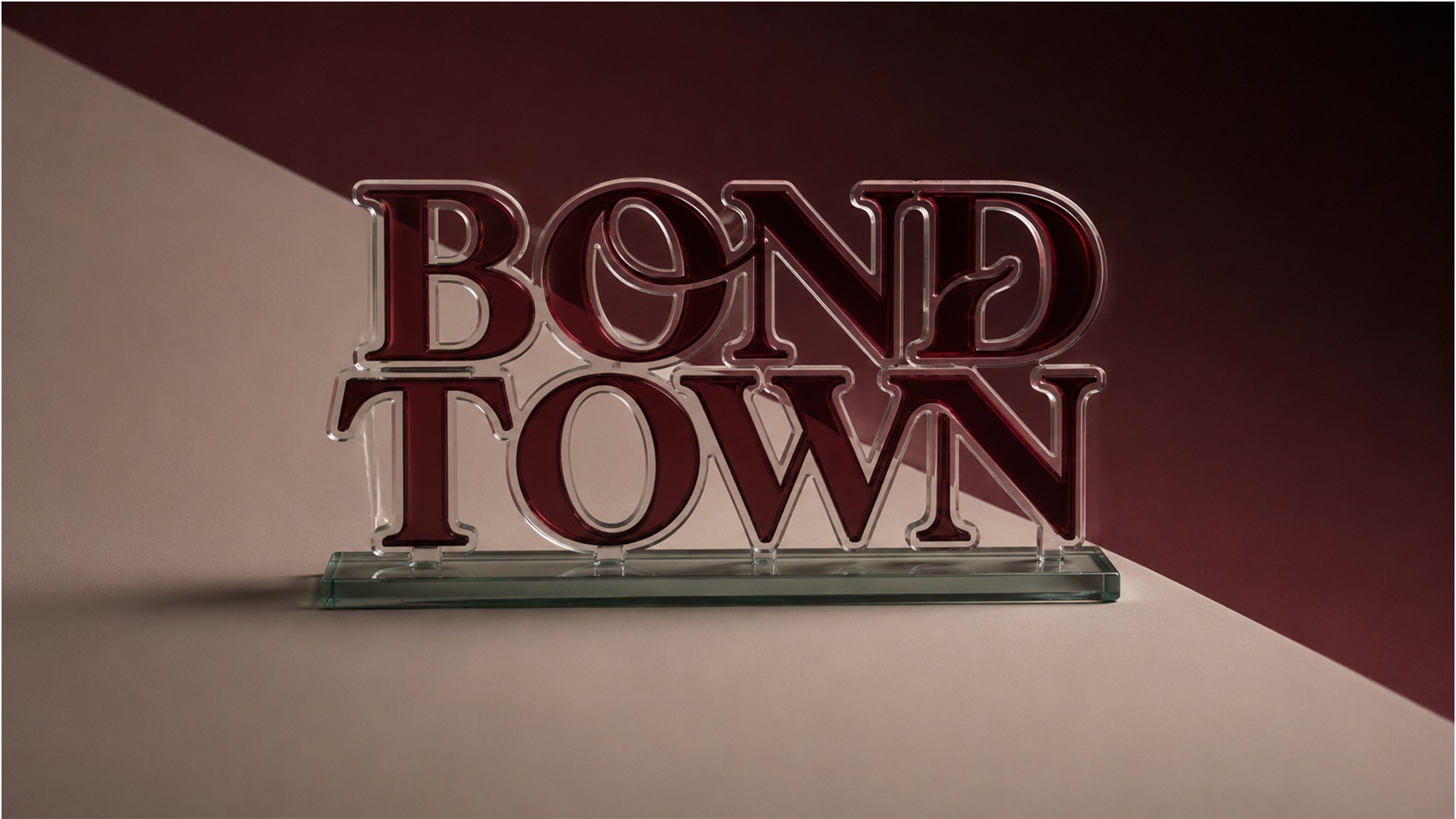 BOND TOWN | BRANDING
