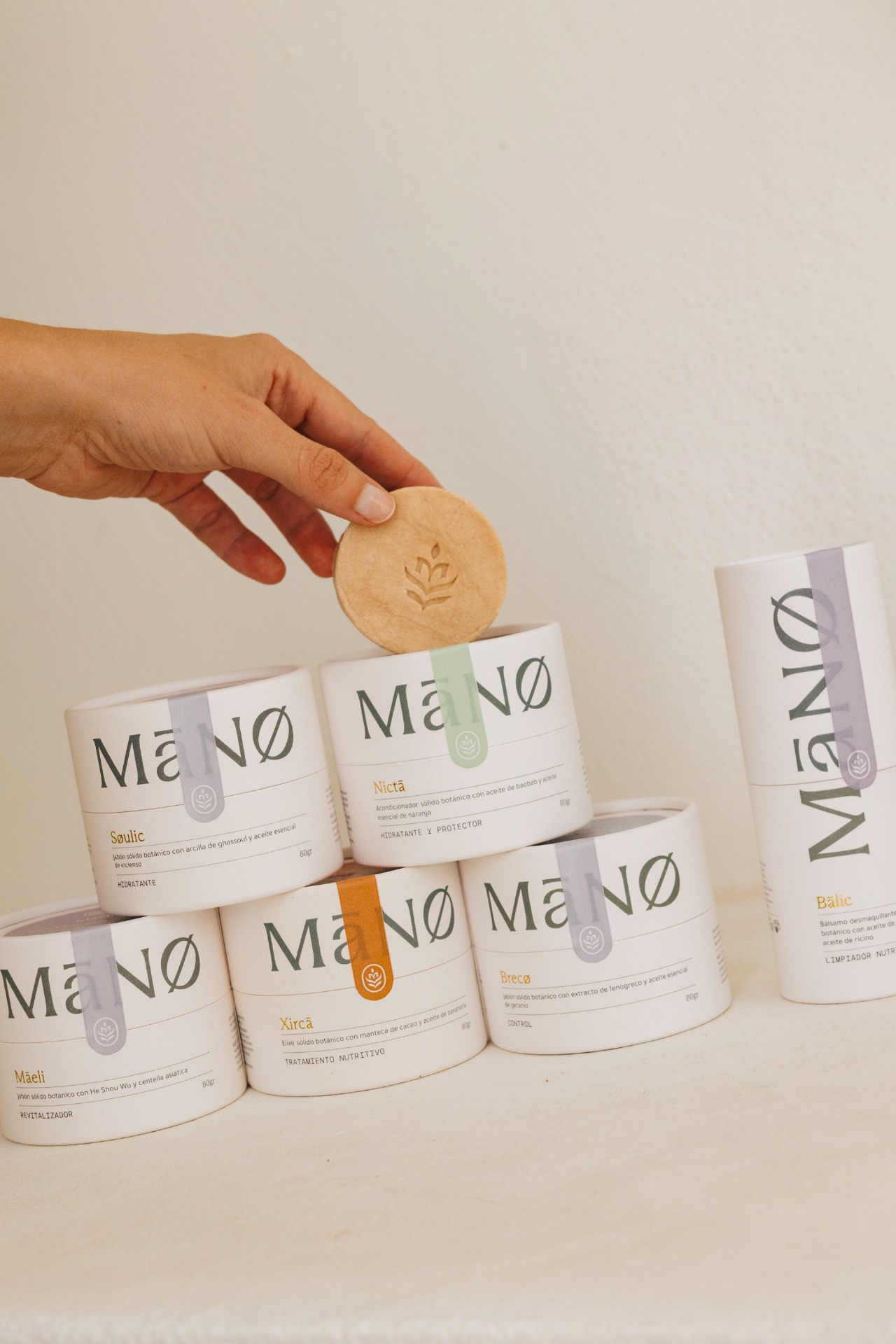 MaNo Botanics – Paper can packaging