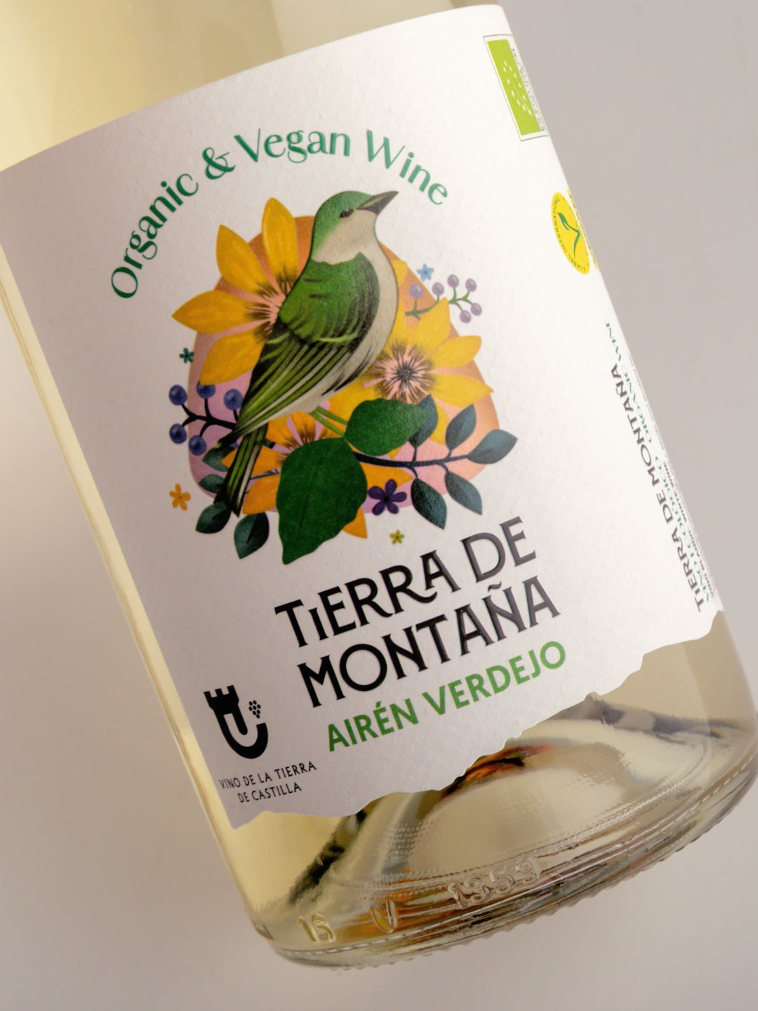 Tierra de Montaña wine Label