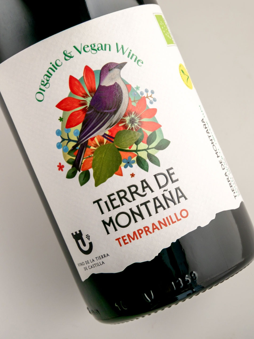 Tierra de Montaña wine Label